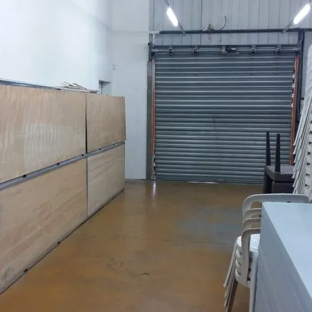 Local atelier bureau