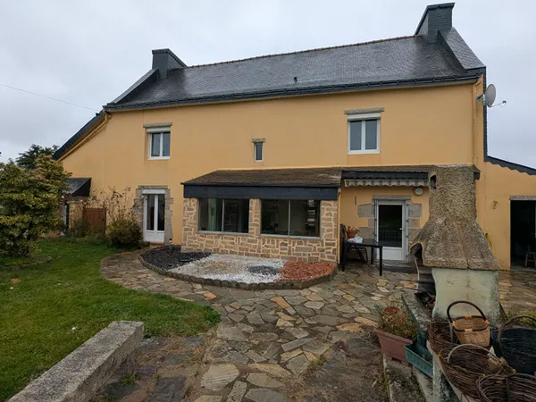 Maison 10 pièces 126 m²