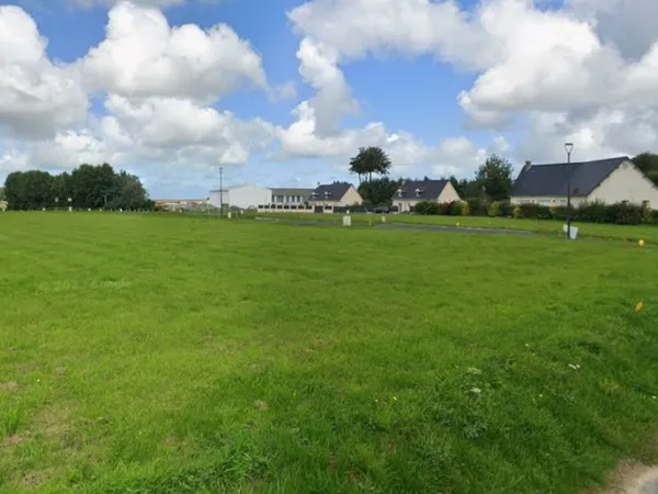 Terrain 1099 m²