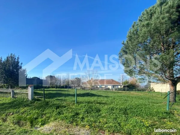 Terrain 729 m² Castres