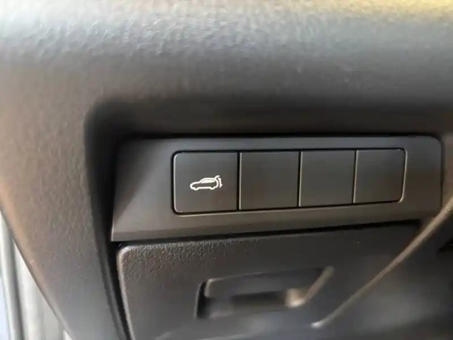 Mazda Cx-30 2.0l skyactiv-g m hybrid 122 ch 4x2 bvm6 — photo 27