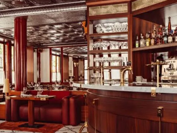 Restaurant de caractère aux portes de Paris, fort potentiel de développement