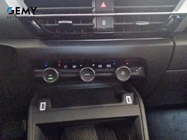Citroën C4 e- 136 ch automatique — photo 15