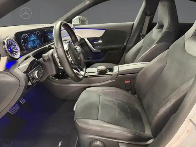 Mercedes Cla 180 coupé amg line — photo 12