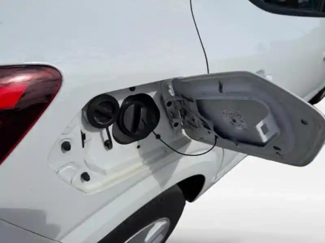 Dacia Sandero 1.0 eco-g 100ch expression — photo 10