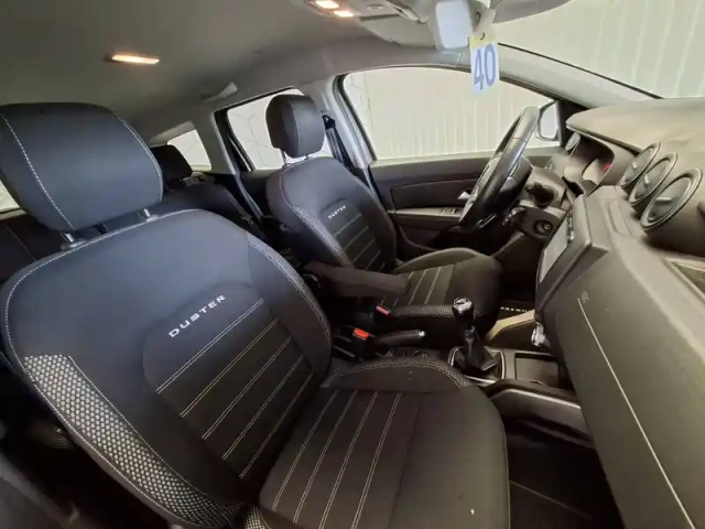 Dacia Duster tce 125 4x4 — photo 12