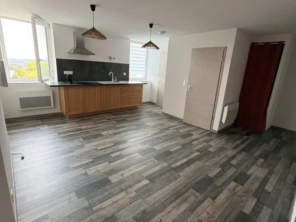 Appartement T3, 2 chambres grande pièce de vie