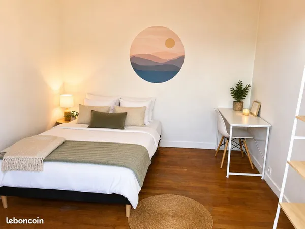 Chambre meublée - Maison avec jardin