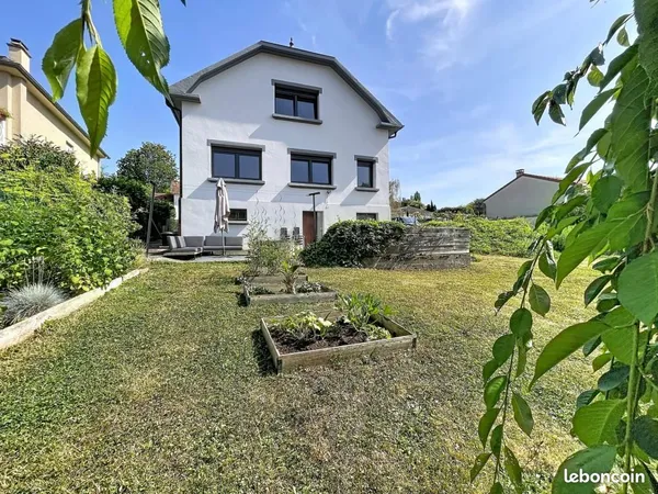 Maison 6 pièces 126 m²