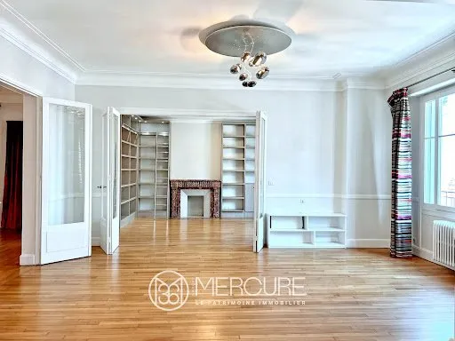 Appartement 8 pièces 200 m²