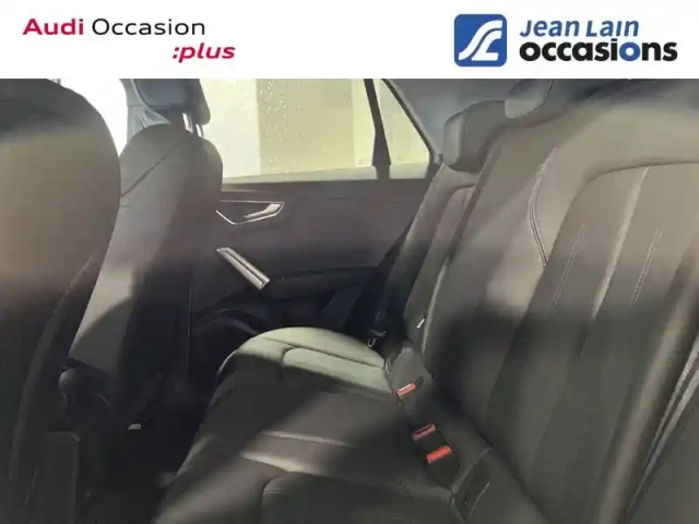 Audi Q2 35 tfsi 150 s tronic 7 — photo 17