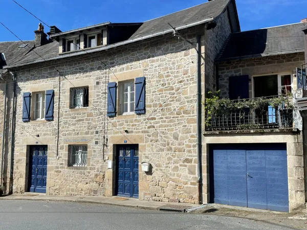 Maison de caractère 9 pièces 160 m²