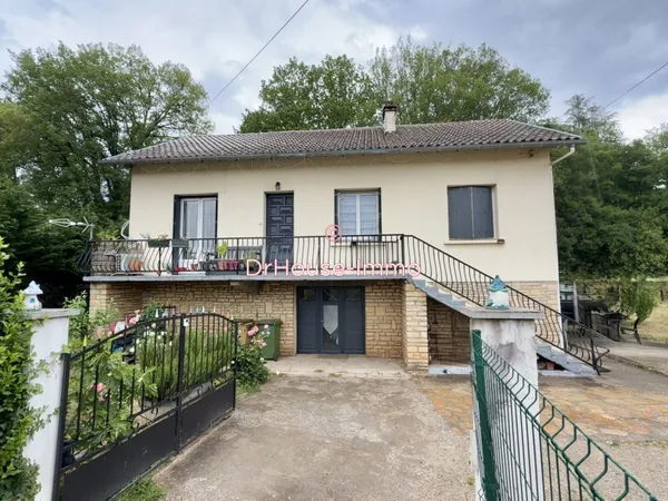 Maison familiale de 115 m² avec 4 chambres et terrain de 1 350 m²