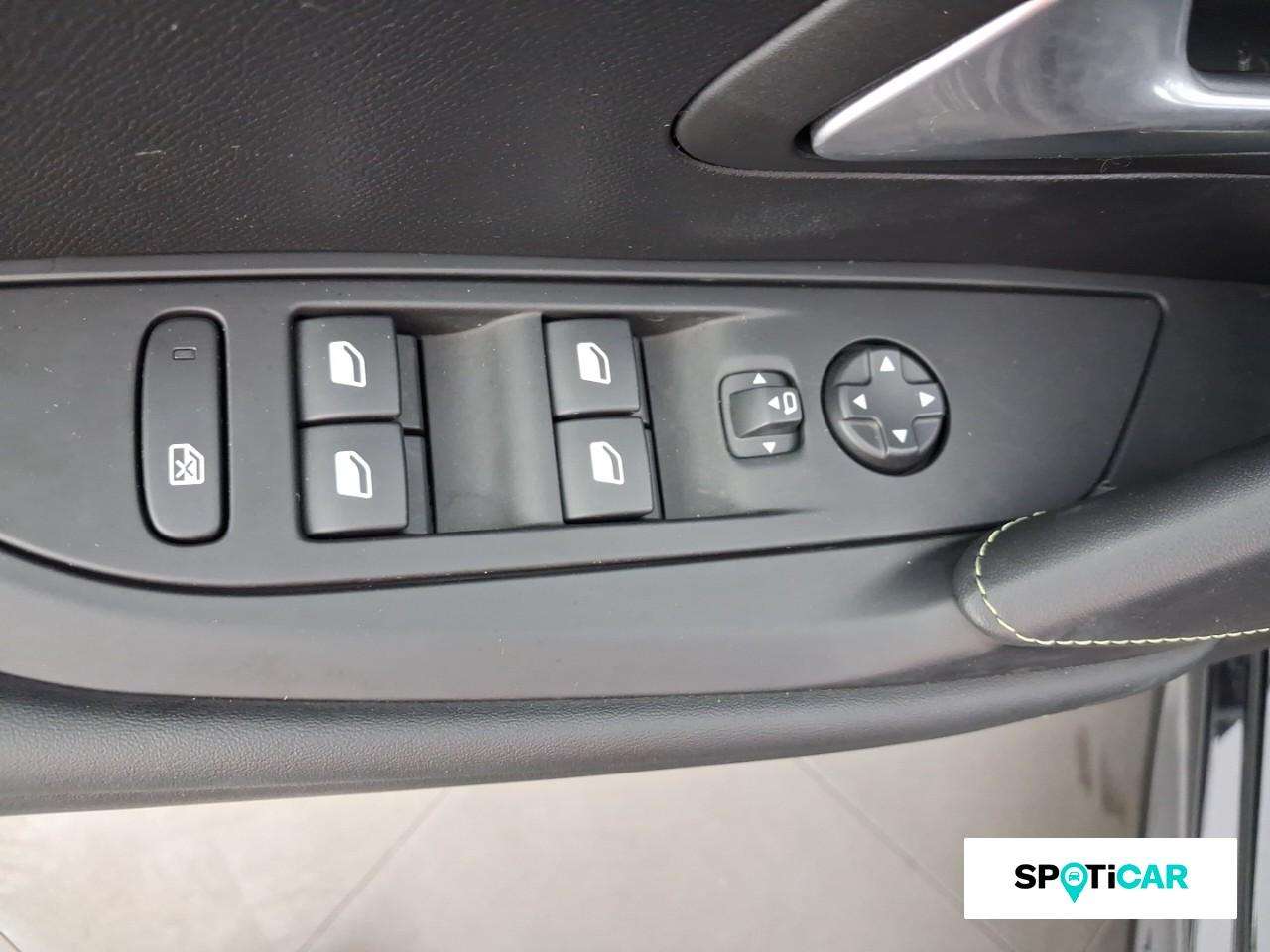 Peugeot 208 1.2 puretech 100ch s&s gt pack — photo 21