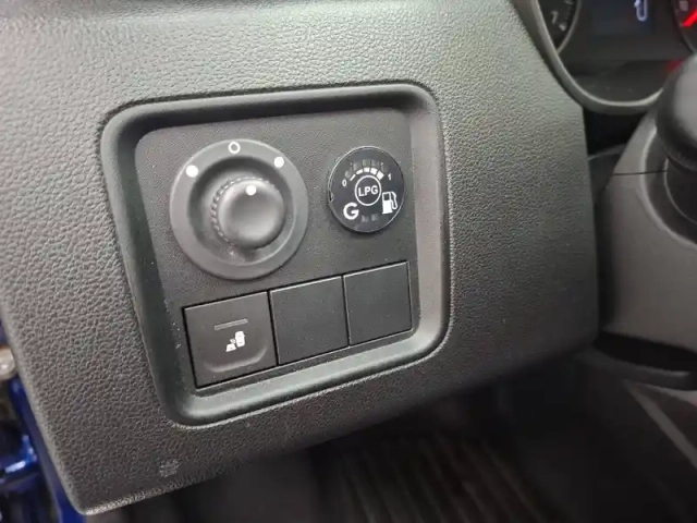 Dacia Duster eco-g 100 4x2 — photo 37