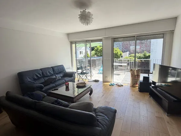 Maison 7 pièces 176 m²