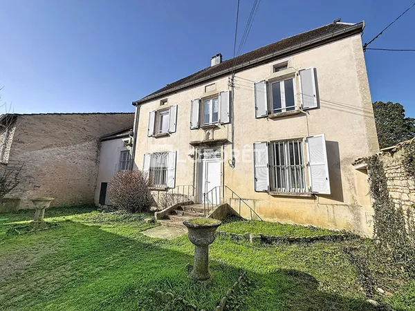 Immeuble de rapport Liffol Le Petit 6 pièce(s) 168.02 m2