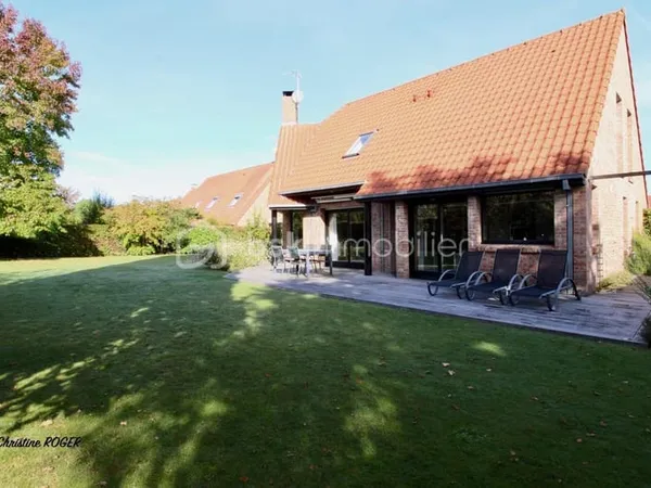 GENECH - MAISON INDIVIDUELLE - 185 m² - 5 CHAMBRES - TERRAIN DE 1 042 m²