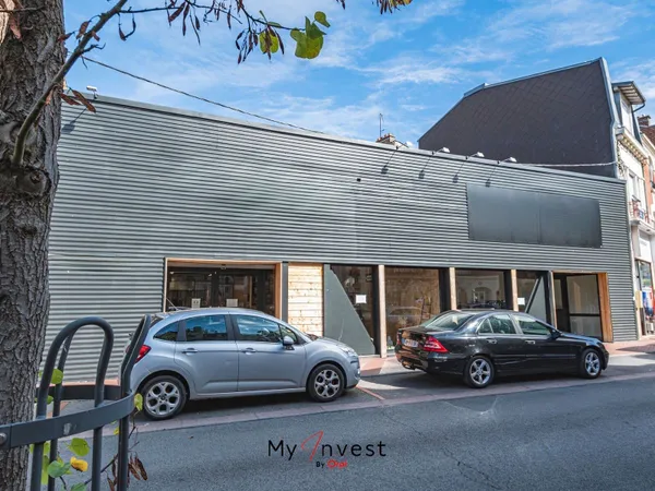Local commercial 1557 m²