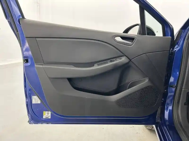 Renault Clio blue dci 100 — photo 71