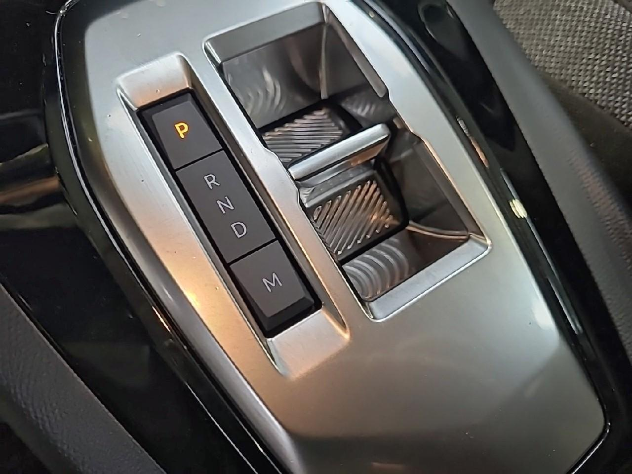 Peugeot 208 hybrid 100 e-dcs6 active — photo 17