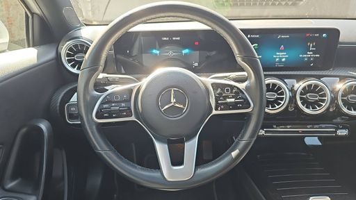 Mercedes Classe A 200 d 150 8G-DCT - AMG Line – 2022 – 101442 km – Diesel – Boîte Automatique — photo 27