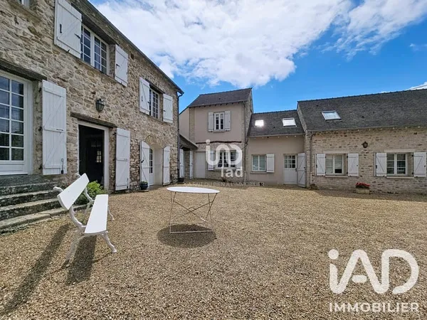 Maison 14 pièces 290 m²