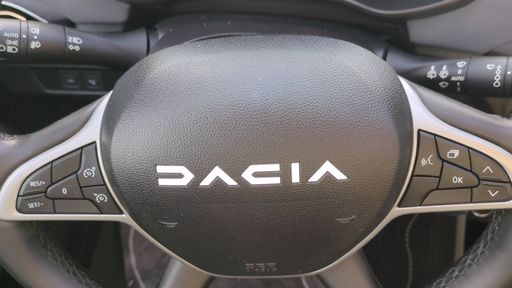 Dacia Jogger 1.0 ECO-G 100 - Extreme – 2024 – 57446 km – Bicarburation essence GPL – Boîte Manuelle — photo 19