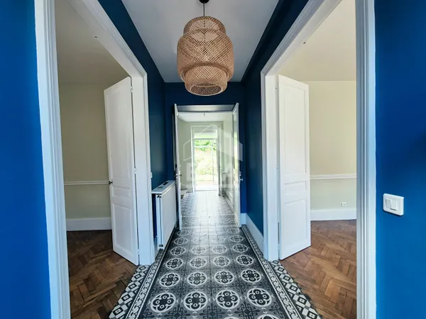 Maison 8 pièces 160 m²