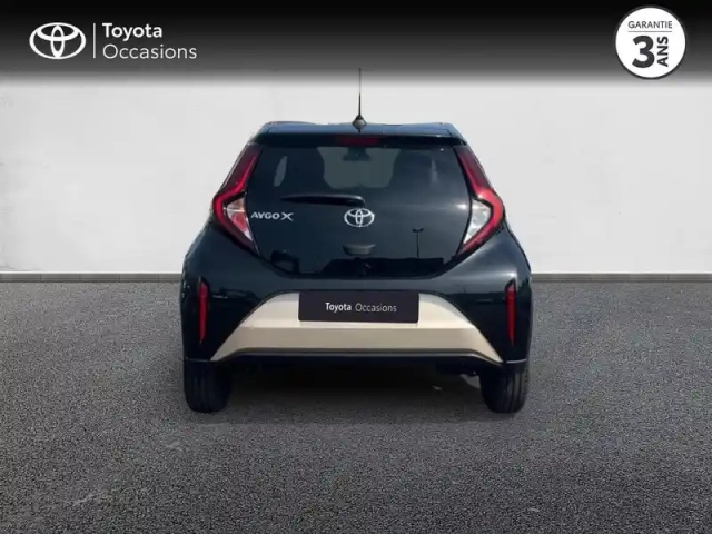 Toyota Aygo X 1.0 vvt-i 72ch design my24 — photo 4