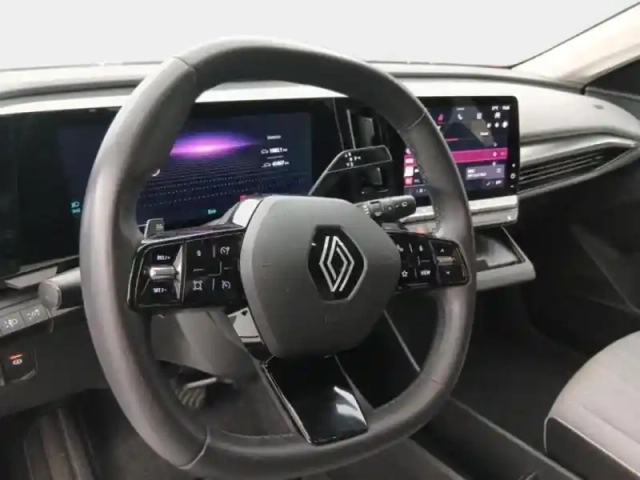 Renault Megane e-tech electric ev40 130ch equilibre boost charge — photo 30