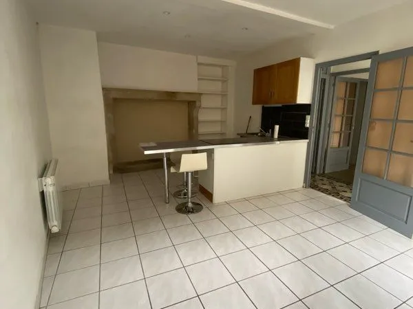 A louer appartement centre ville Billom