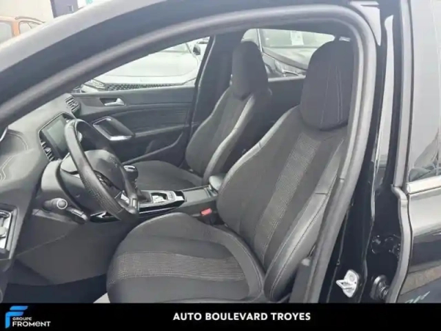 Peugeot 308 1.2 puretech 130ch e6.3 s&amp;s gt line — photo 11