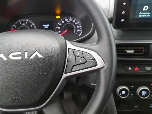 Dacia Jogger eco-g 100 7 places gsr2 — photo 33