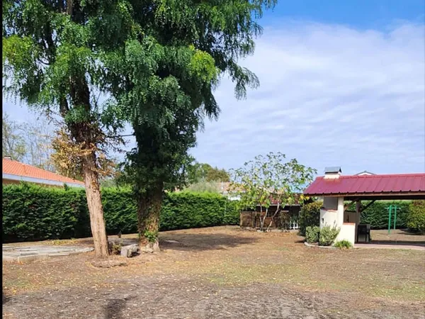 Terrain 1000 m²