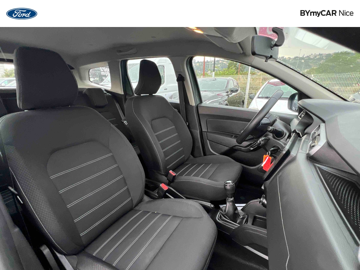 Dacia Duster TCe 130 4x2 — photo 23