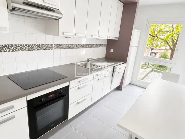 A VENDRE - AGENCE GIBOIRE *EXCLUSIVITE* Centre-ville Chezy-Dinan - Appartement d'environ 100m2 habit