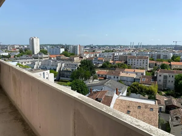 Chartrons Médoc - Grand T2 vue panoramique sur Bordeaux