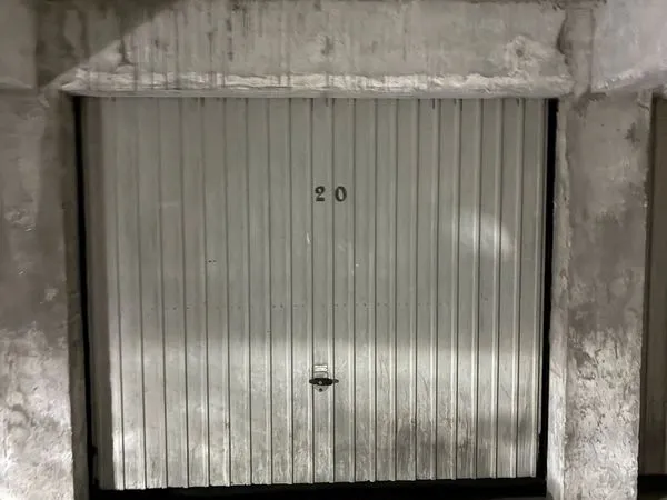 Stationnement Vente Quimper   16000€
