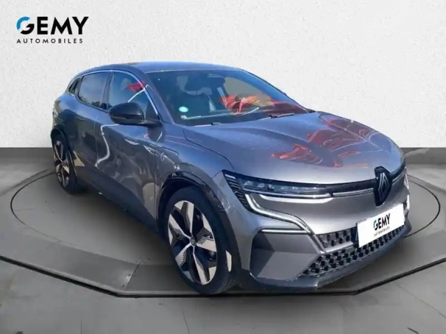 Renault Megane e-tech ev40 130ch standard charge — photo 33