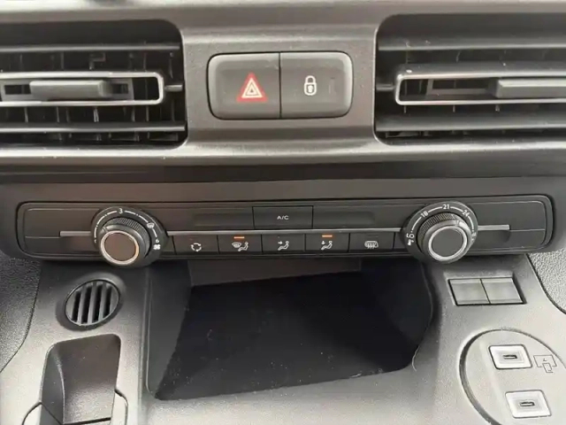 Peugeot Partner fourgon m 650 kg bluehdi 100 s&amp;s bvm6 — photo 40