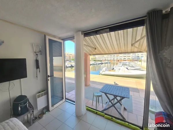 Appartement Idyllique vue sur marina