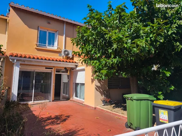 Maison T5 lumineuse avec jardin et bureau/chambre d'amis au RDC