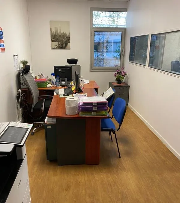 Photo 1