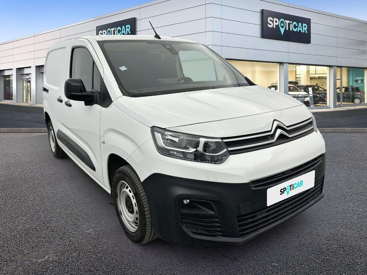 Citroën Berlingo van m 650 bluehdi 100 s&s bvm6 driver — photo 3