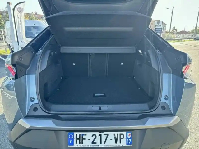 Peugeot 3008 hybrid 145 e-dcs6 — photo 6