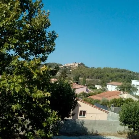 Location appartement Type 4 lumineux disposant de 2 balcons et parking grande cave