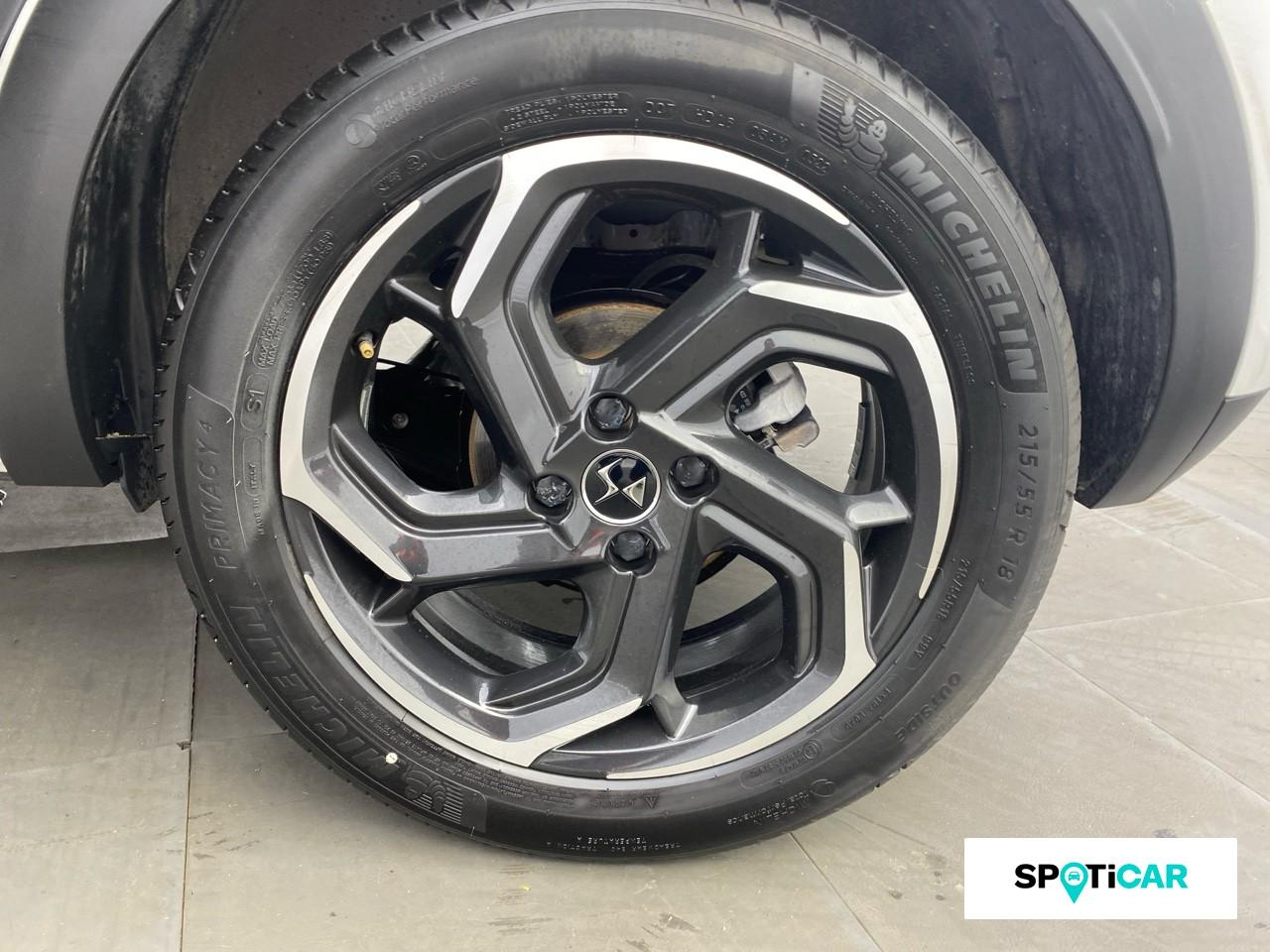 Ds Ds 3 crossback puretech 130ch eat8 toits de paris — photo 11