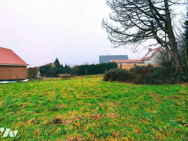 Terrain 782 m²
