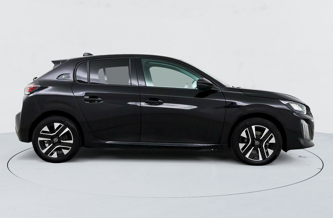 Peugeot 208 — photo 6